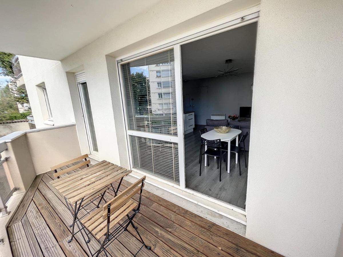 City & Cosy, Lyon Charcot- Wifi - Lave Linge - Balcon - Parking Eksteriør bilde